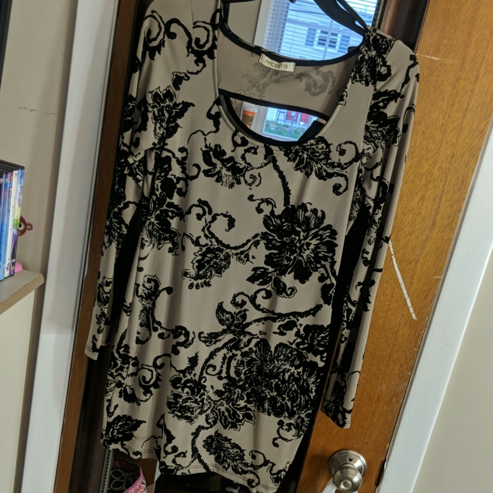 Arden B Long Sleeve Cocktail Dress